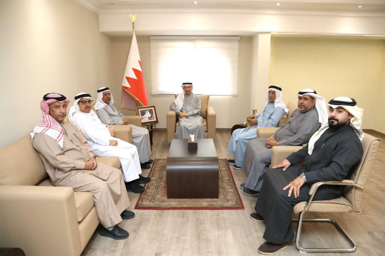 محافظ الشمالية يستقبل رئيس وأعضاء مجلس إدارة جمعية شهركان الخيرية الاجتماعية<